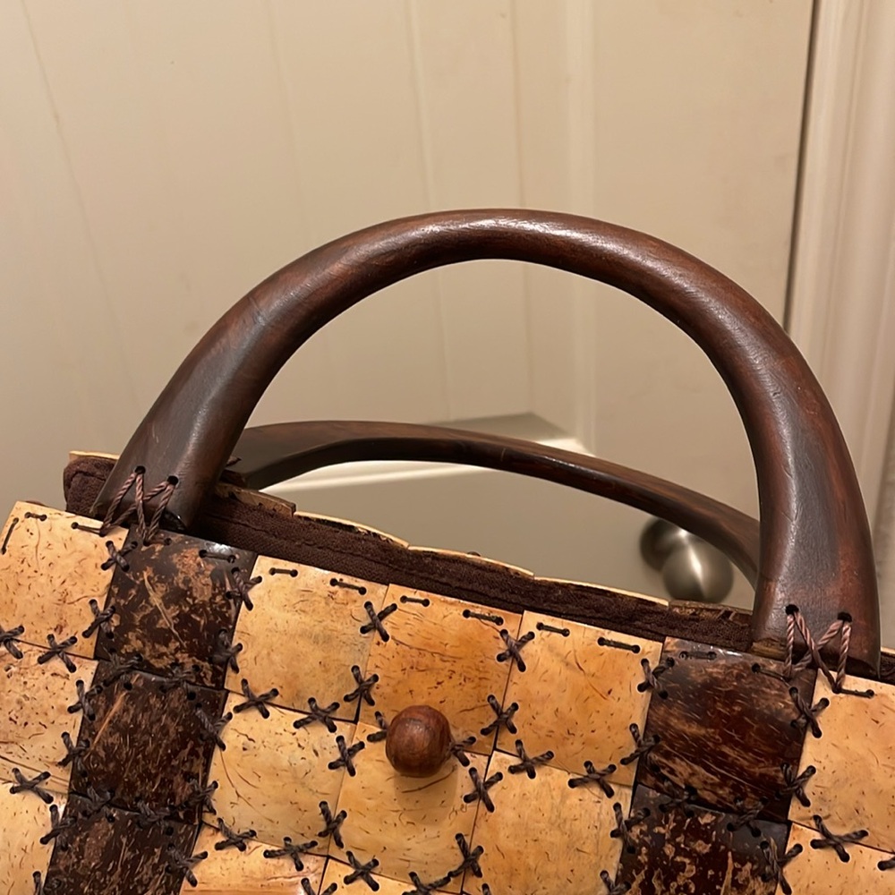 Vintage Tan and Brown Handbag - Picture 14 of 16